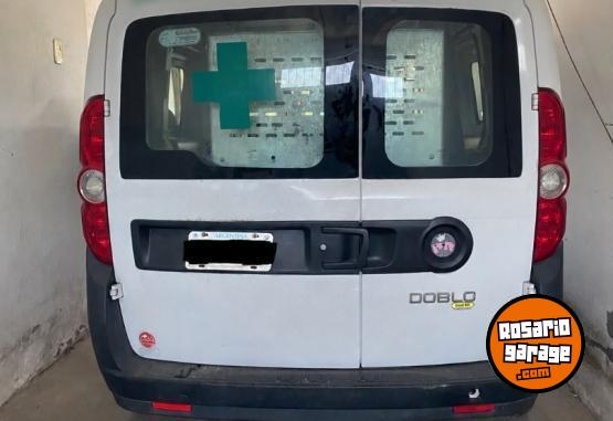 Utilitarios - Fiat DOBLO 1.4 16V ACTIVE 2013 GNC 257700Km - En Venta