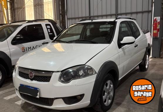 Camionetas - Fiat STRADA TREKKING 2017 Diesel 209000Km - En Venta