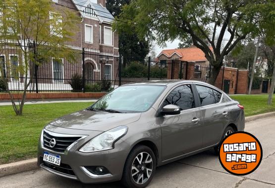 Autos - Nissan Versa 2018 Nafta 130000Km - En Venta