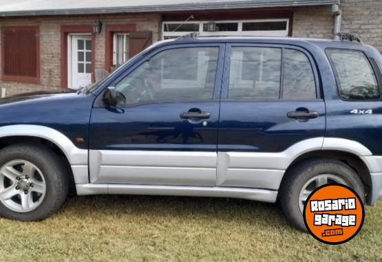 Camionetas - Suzuki Grand vitara 2005 Nafta 211000Km - En Venta