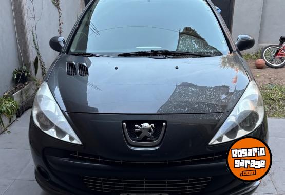 Autos - Peugeot 207 2011 Diesel 145000Km - En Venta