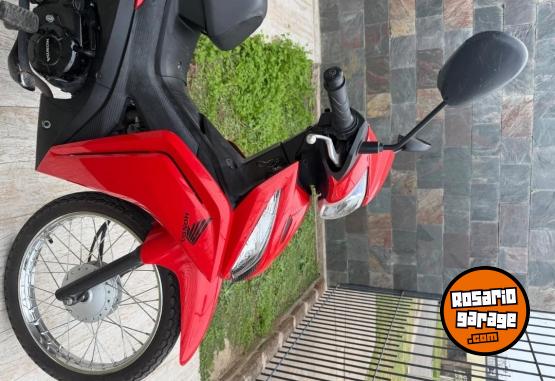 Motos - Honda Wave 2022 Nafta 4000Km - En Venta