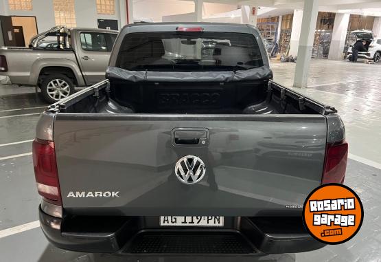 Camionetas - Volkswagen AMAROK COMFORTLINE 180CV 2023 Diesel 89690Km - En Venta