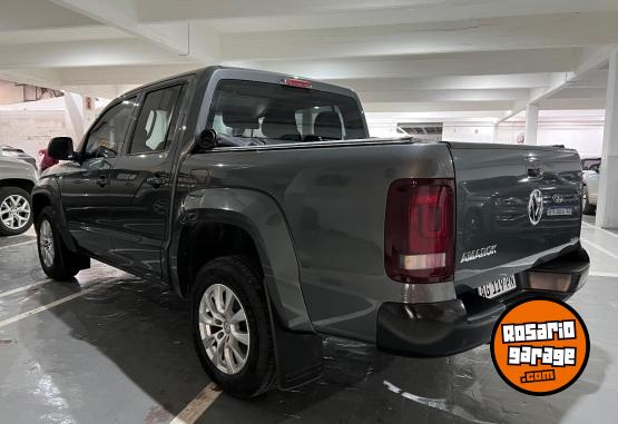 Camionetas - Volkswagen AMAROK COMFORTLINE 180CV 2023 Diesel 89690Km - En Venta