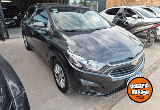 Autos - Chevrolet Onix LT 2018 GNC 130000Km - En Venta