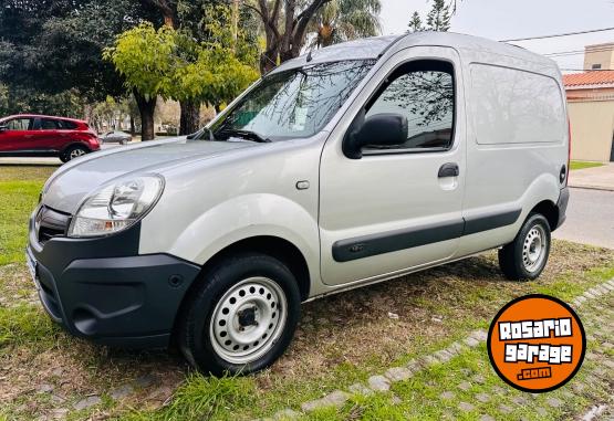 Utilitarios - Renault Kangoo 2017 GNC 100000Km - En Venta