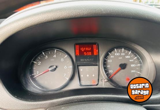Utilitarios - Renault Kangoo 2017 GNC 100000Km - En Venta