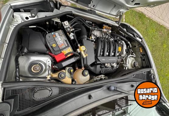 Utilitarios - Renault Kangoo 2017 GNC 100000Km - En Venta