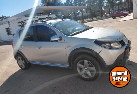 Autos - Renault Sandero 2010 Nafta 260000Km - En Venta