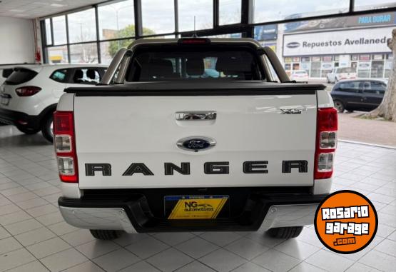 Camionetas - Ford Ranger XLT 2023 Nafta 42000Km - En Venta