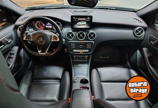 Autos - Mercedes Benz A250 2017 Nafta 77500Km - En Venta