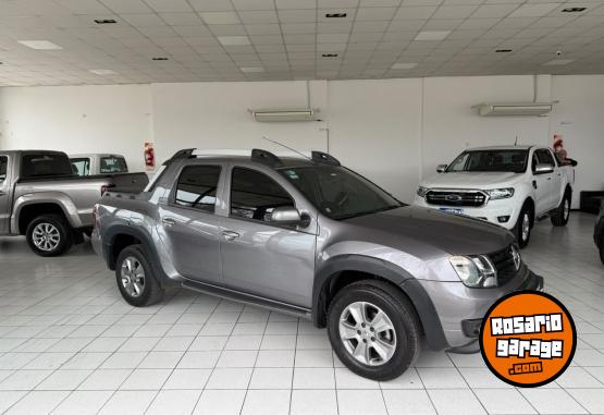 Camionetas - Renault Duster Oroch Outsider 2.0 2021 Nafta 120000Km - En Venta
