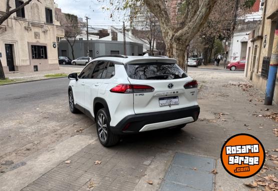 Camionetas - Toyota Corolla cross xei 2022 Electrico / Hibrido 57000Km - En Venta