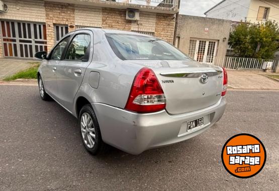 Autos - Toyota ETIOS 1.5 XLS 2015 Nafta  - En Venta