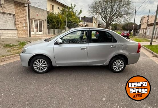 Autos - Toyota ETIOS 1.5 XLS 2015 Nafta  - En Venta
