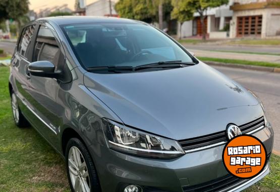 Autos - Volkswagen Volkswagen Fox Highline 2017 Nafta 71000Km - En Venta