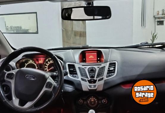 Autos - Ford FIESTA KINECTIC TITANIUM 2013 GNC 137000Km - En Venta