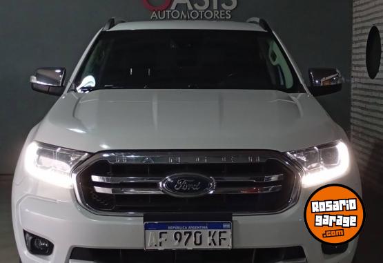Camionetas - Ford Ranger Limited 3.2 4x4 2023 Diesel 120000Km - En Venta