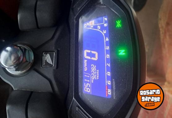 Motos - Honda CB190 repsol 2017 Nafta 28200Km - En Venta