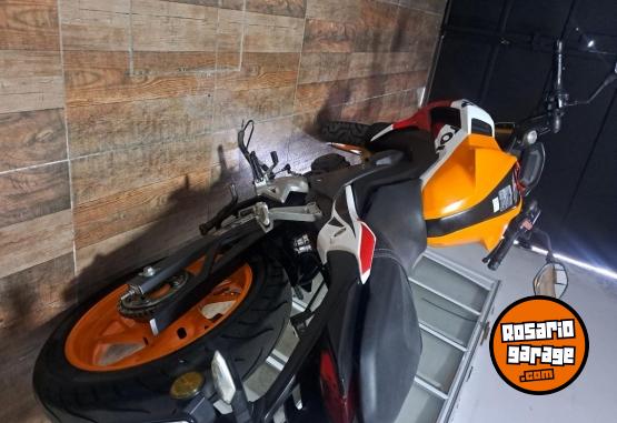 Motos - Honda CB190 repsol 2017 Nafta 28200Km - En Venta