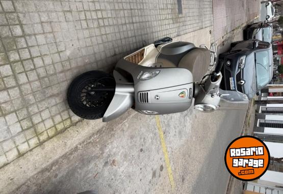 Motos - Zanella Styler 2018 Nafta 25000Km - En Venta