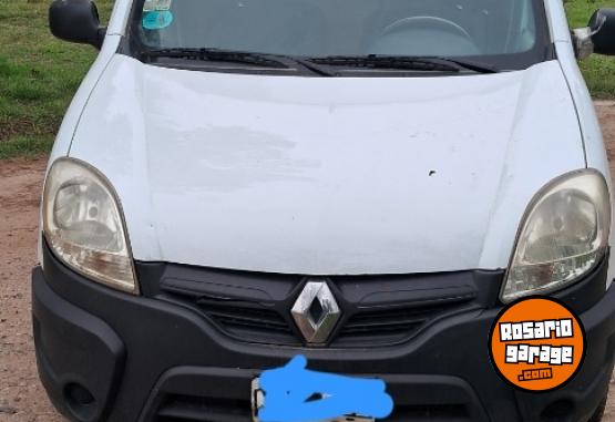 Utilitarios - Renault Kangoo furgon 2014 Nafta 280000Km - En Venta