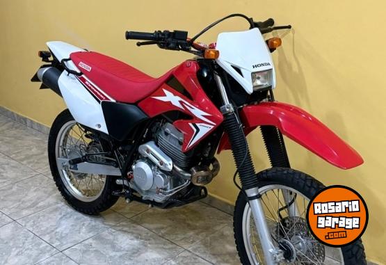 Motos - Honda Tornado 250 2018 Nafta 21000Km - En Venta