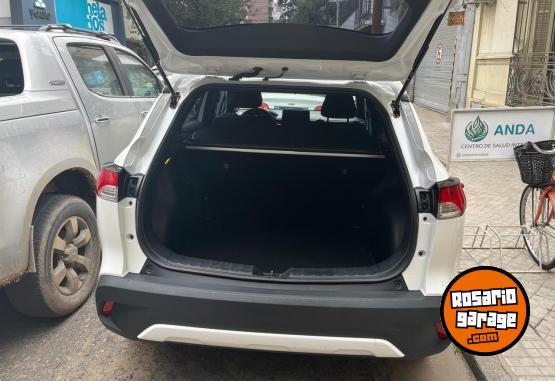 Autos - Toyota Corolla Cross Xli 2022 Nafta 46000Km - En Venta