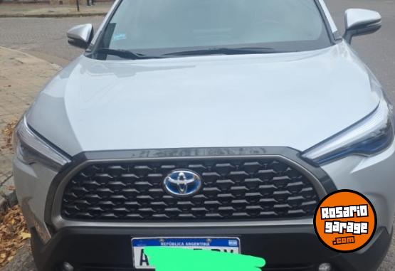 Autos - Toyota COROLLA CROSS XEI HIBRIDA 2023 Electrico / Hibrido 40800Km - En Venta