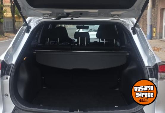 Autos - Toyota COROLLA CROSS XEI HIBRIDA 2023 Electrico / Hibrido 40800Km - En Venta