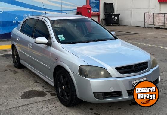 Autos - Chevrolet Astra GLS 2006 Nafta 212000Km - En Venta