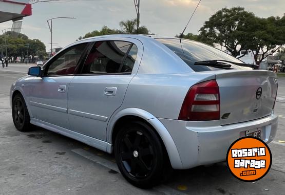 Autos - Chevrolet Astra GLS 2006 Nafta 212000Km - En Venta