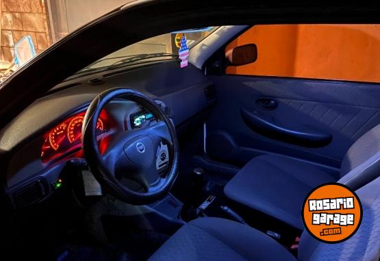 Autos - Fiat Palio 3 ouertas 2005 GNC 270000Km - En Venta