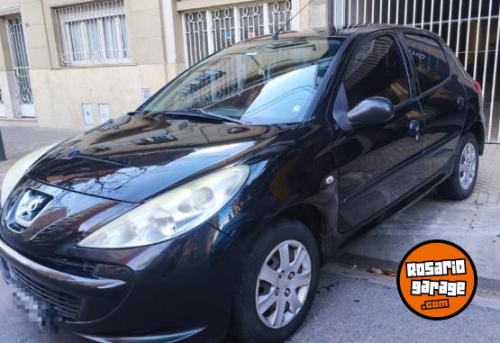 Autos - Peugeot 207 2011 Nafta 150000Km - En Venta