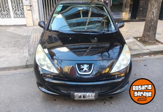 Autos - Peugeot 207 2011 Nafta 150000Km - En Venta