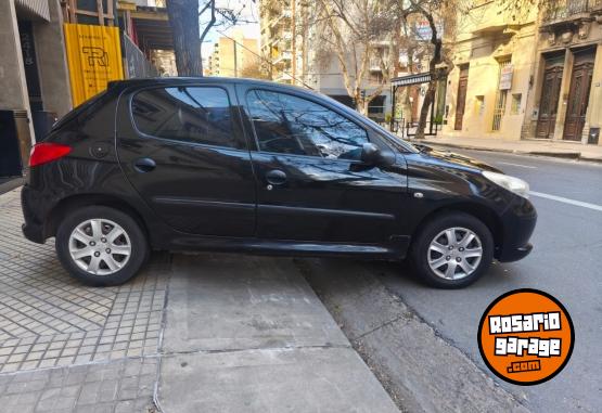 Autos - Peugeot 207 2011 Nafta 150000Km - En Venta