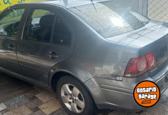 Autos - Volkswagen Bora 2011 GNC 212000Km - En Venta