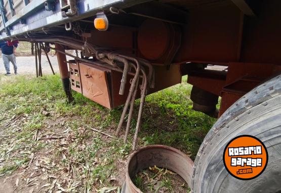 Camiones y Grúas - Vendo / Permuto Semirremolque Maldonado - En Venta