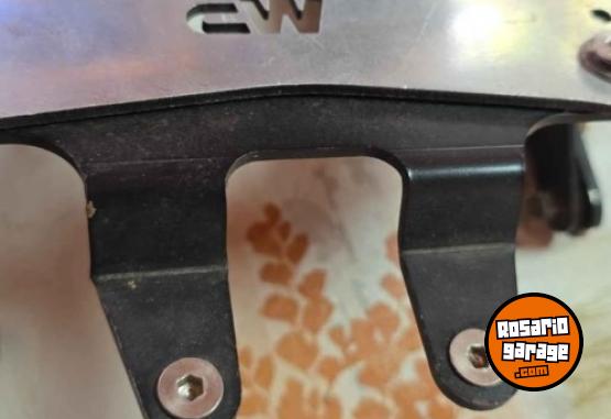Accesorios para Motos - Vendo porta equipaje tornado 250 marca MP - En Venta