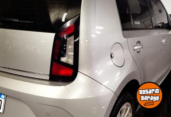 Autos - Volkswagen UP HiGH 2018 Nafta 85000Km - En Venta