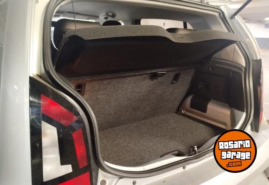 Autos - Volkswagen UP HiGH 2018 Nafta 85000Km - En Venta