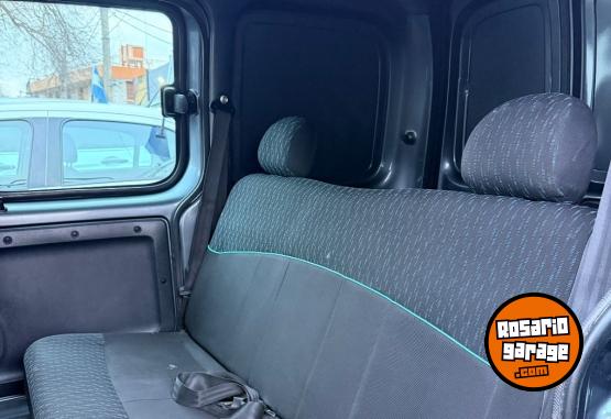 Utilitarios - Renault Kangoo AUTHENTIQUE 2PLC 2016 GNC - En Venta