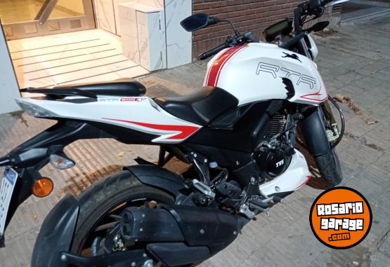 Motos - TVS RTR 200 2023 Nafta 3900Km - En Venta