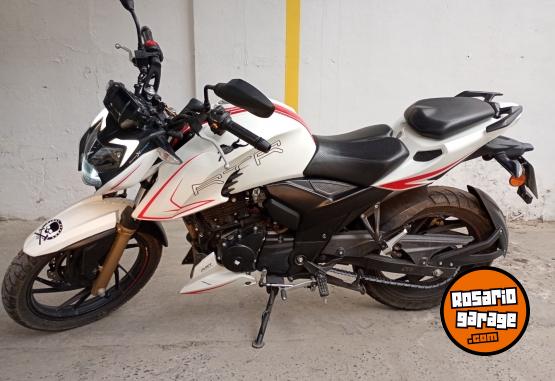 Motos - TVS RTR 200 2023 Nafta 3900Km - En Venta