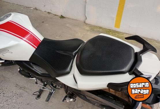 Motos - TVS RTR 200 2023 Nafta 3900Km - En Venta