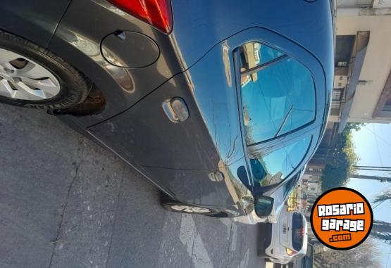 Autos - Chevrolet Onix Joy 2019 Nafta 160000Km - En Venta
