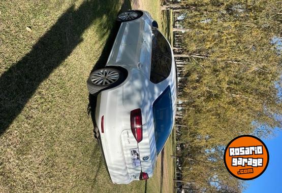 Autos - Volkswagen Vento 2017 Nafta 105000Km - En Venta