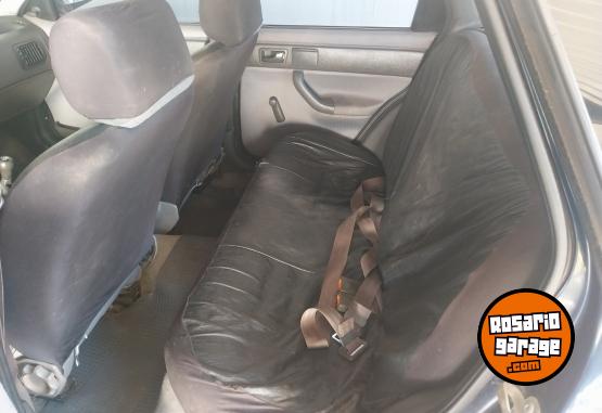 Autos - Volkswagen Pointer 1996 Nafta 99999Km - En Venta