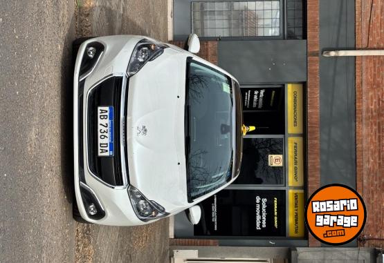 Autos - Peugeot 208 2017 Nafta 36000Km - En Venta