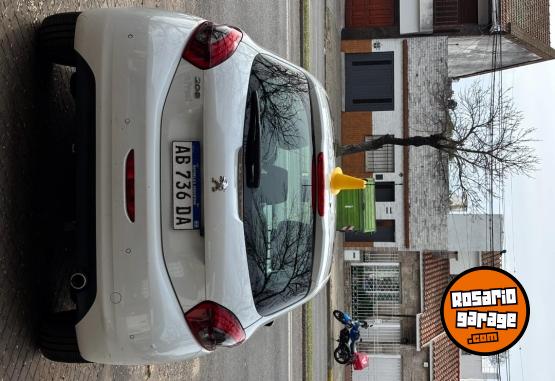 Autos - Peugeot 208 2017 Nafta 36000Km - En Venta